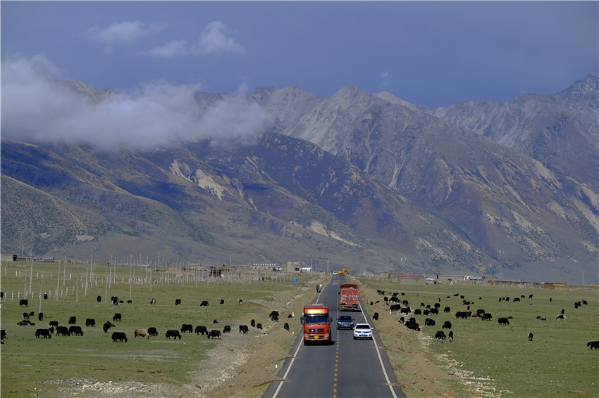 國(guó)道318線.jpg 國(guó)道318線.jpg