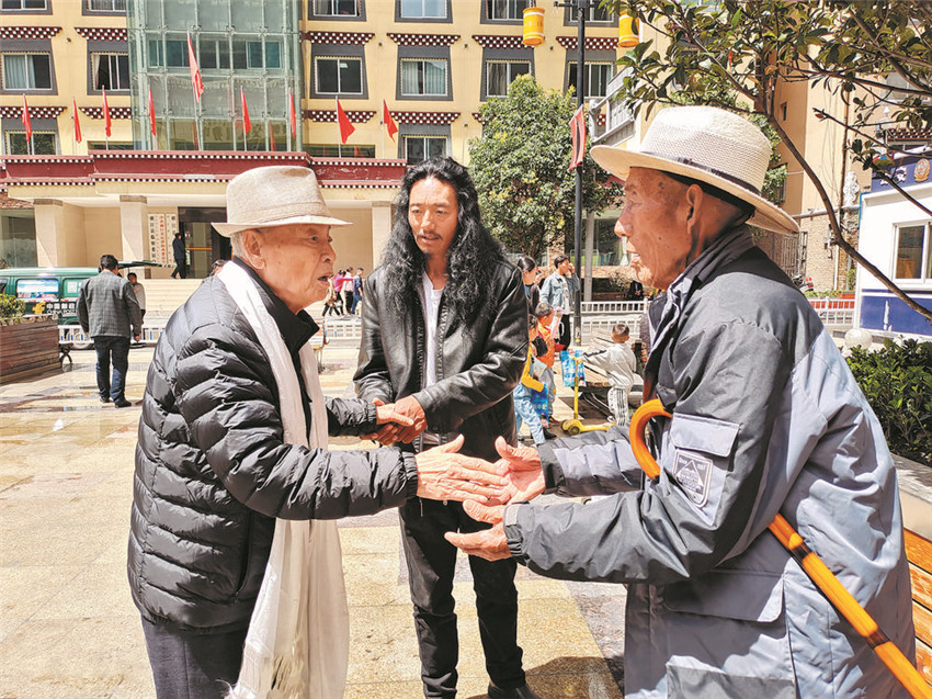 與闊別三十.jpg 與闊別三十.jpg