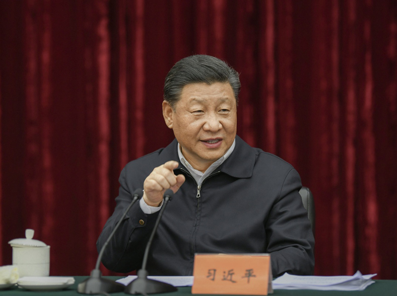 2019年4月15日至17日，中共中央總書記、國家主席、中央軍委主席習近平在重慶考察，并主持召開解決“兩不愁三保障”突出問題座談會。這是4月16日下午，習近平主持召開解決“兩不愁三保障”突出問題座談會并發(fā)表重要講話。新華社記者 謝環(huán)馳 攝