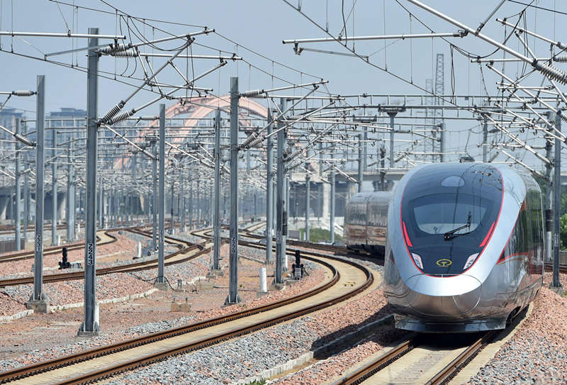 2022年6月20日，濟鄭高鐵鄭州首發(fā)G9206次列車駛出鄭州東站。